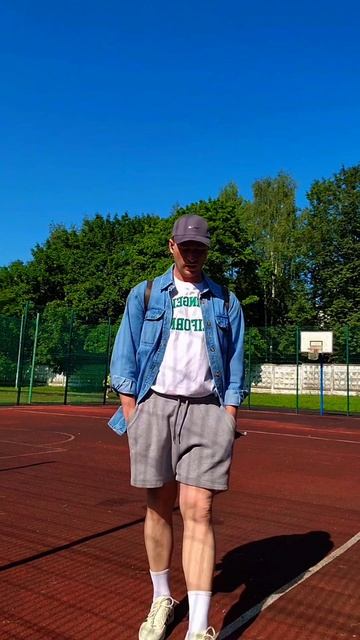Парни ловим летние дни, что на мне? ⤵️ Артикулв моем тг.  @tester_shmot