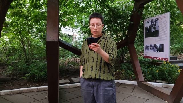 Марафон молодых поэтов "ДА!" на Старом Арбате во дворике Лосевки