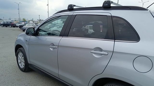 Mitsubishi ASX 1,8 л. Бензин Вариатор  (140 л.с.) 2011