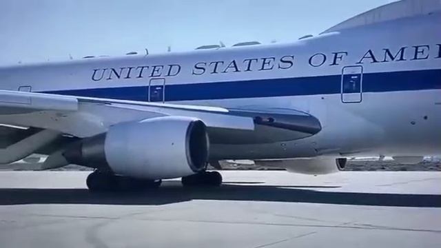 Вблизи Вашингтона приземлился «самолет судного дня» президента США Е-4В , — Defence Index.