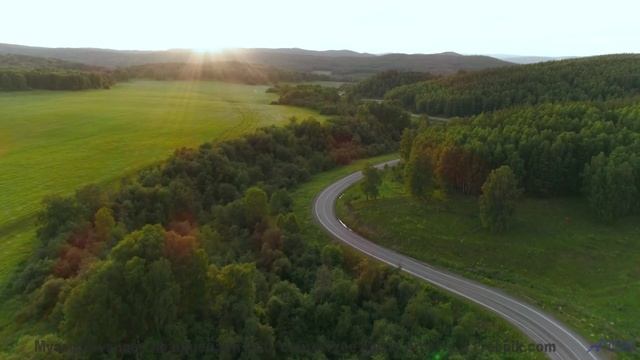 Эта композиция создана всплеском гравитационных волн - услышьте космос! - Go Go Go -- Omura -- The W