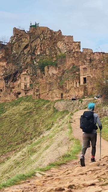 #путешествияпороссии #автопутешествие #гамсутль #дагестан #горы #travel #туризм #природа #природа