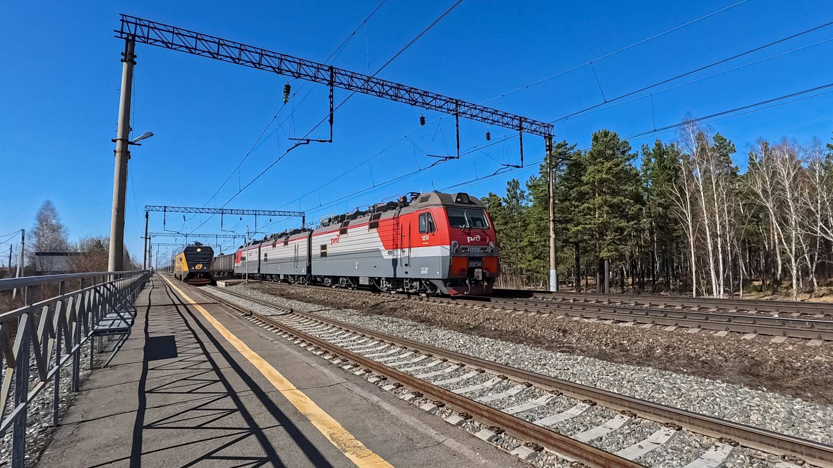 3ЭС5К-1250