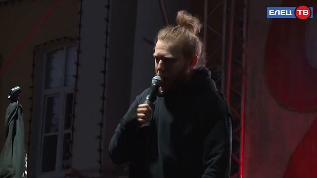 Музыканты из Ростова-на-Дону завершили праздничный вечер 9 Мая ярким концертом