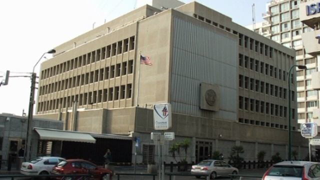 США эвакуируют посольство и граждан из Израиля.