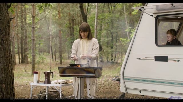 Звуки, которые пробуждают первобытные инстинкты - это дико! - One Man Book  Good News People -- Inde