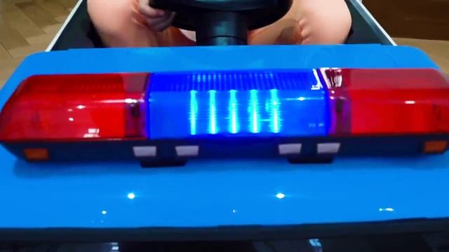 Мистер Макс Макс хочет быть полицейским