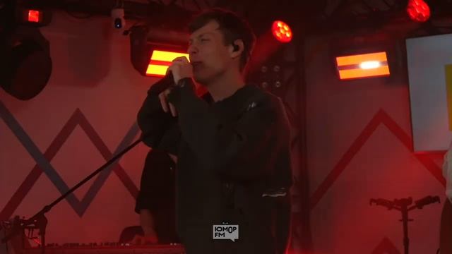 Dabro - На Часах Ноль-ноль / открытая студия Юмор FM на станции метро «Деловой центр»