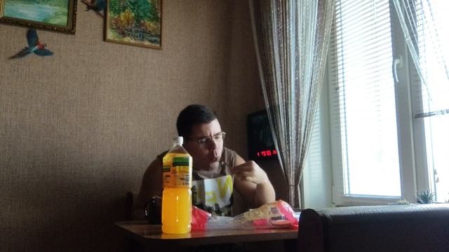 ОТМЕЧАЮ СВОЙ ДЕНЬ РОЖДЕНИЯ
