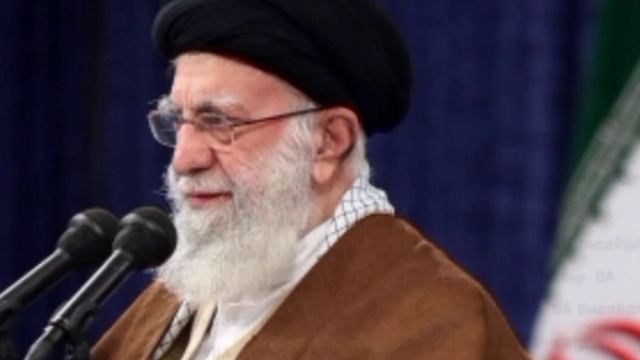 Верховный лидер Ирана в своем обращении заявил, что страна будет "крепко стоять" и не намерена сдава