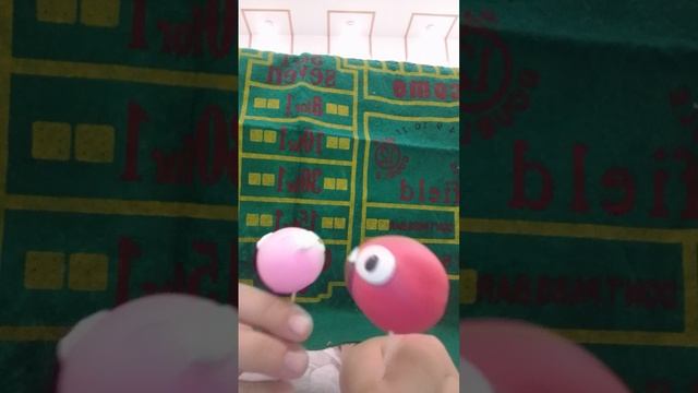 представление "красный шар VS зелëнога короля