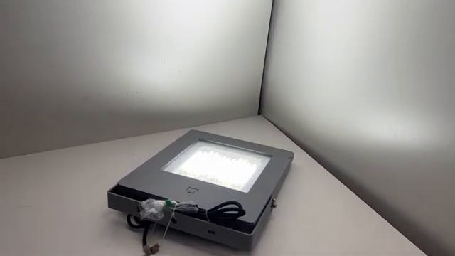 Прожектор светодиодный LEADER LED 100W A30 750 RAL9006