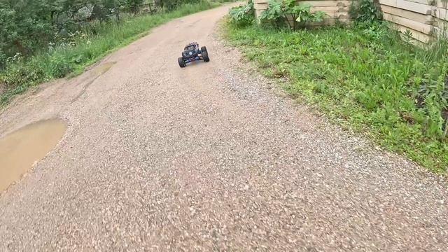 Traxxas X-maxx vs Kingsong