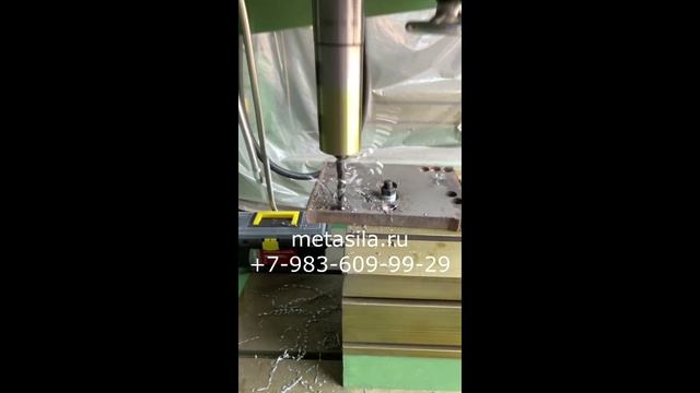 Радиально сверлильный станок (модель LP-88)