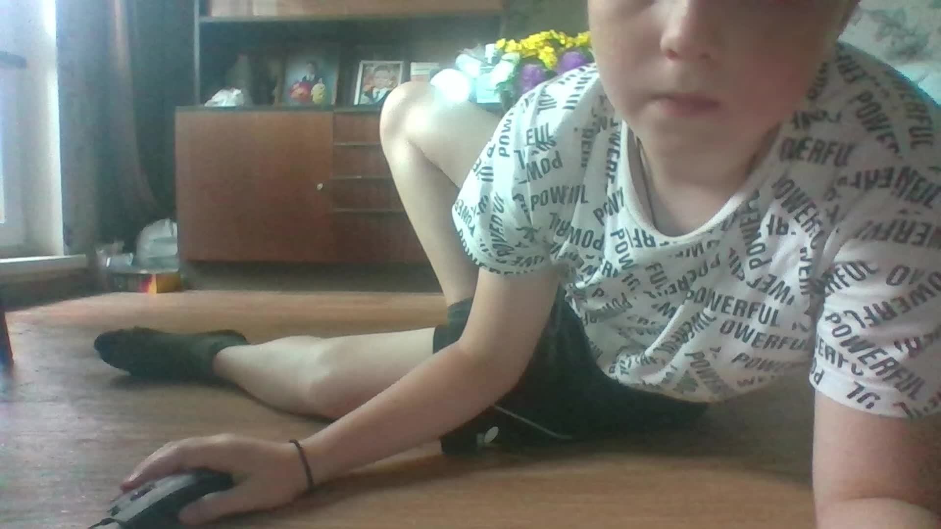 За каждого зрителя + 1 приседание