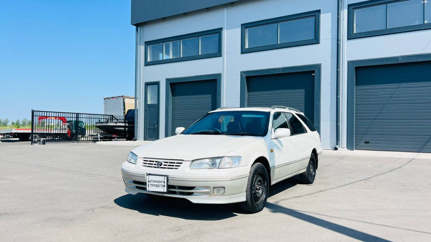 Toyota Camry Gracia, 1997 год