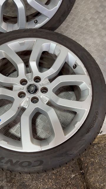 Колеса Range Rover L405 275 40 22