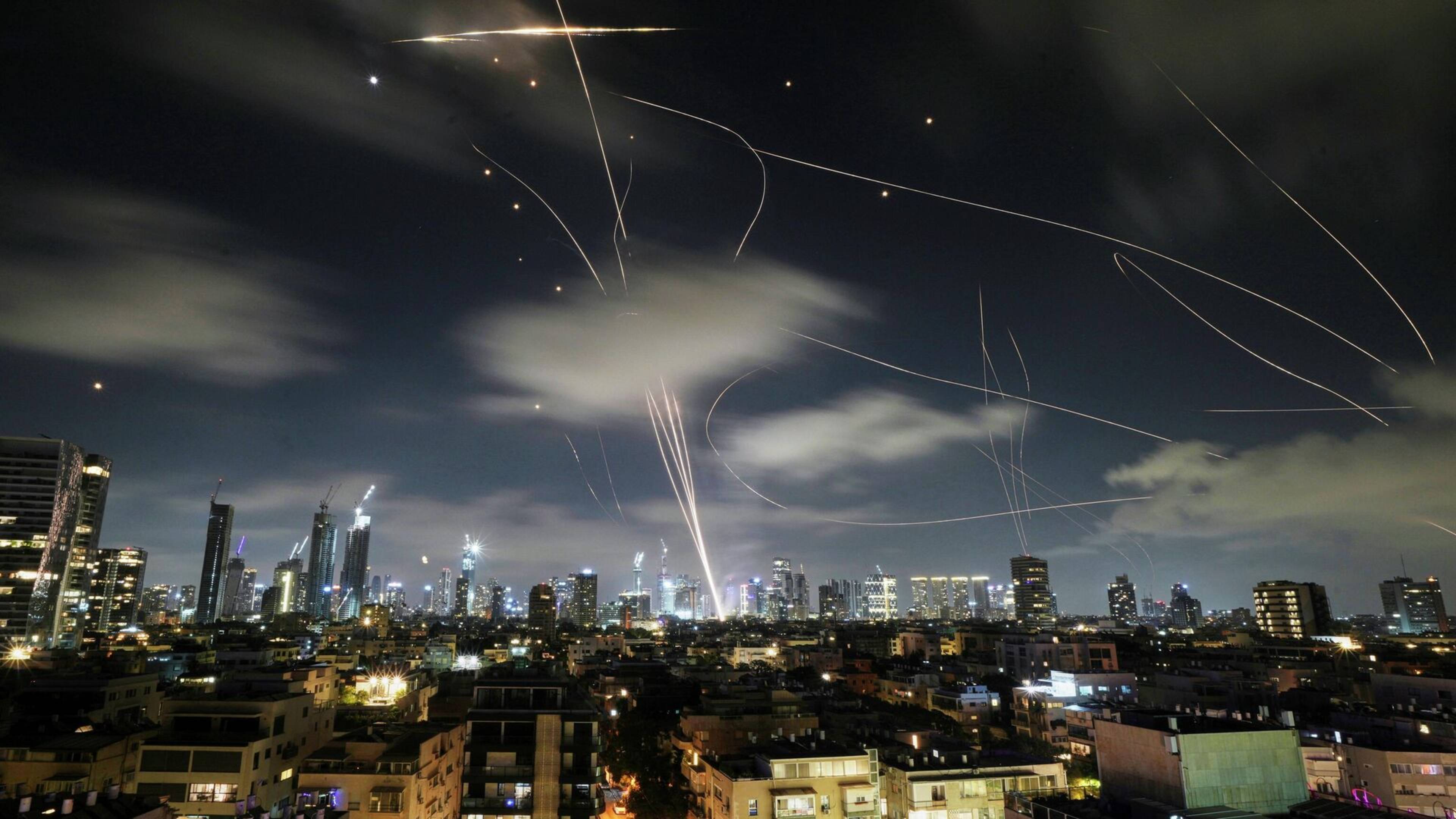 Иранский КСИР заявил о полном контроле над воздушным пространством Израиля