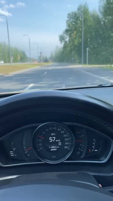 Volvo V40 в ручном режиме