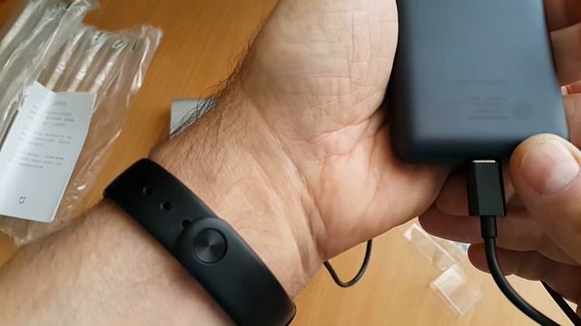 Обалденная  бритва от Xiaomi размером с кредитку.