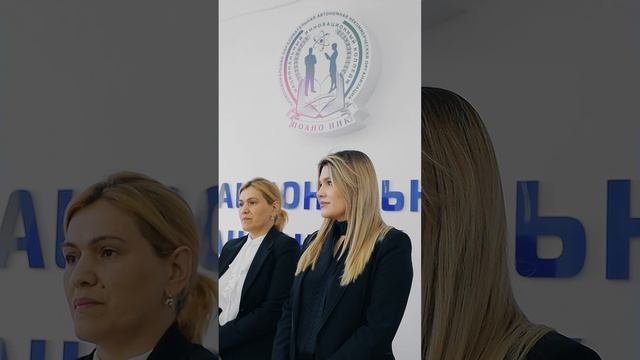 Торжественное вручение студенческих билетов