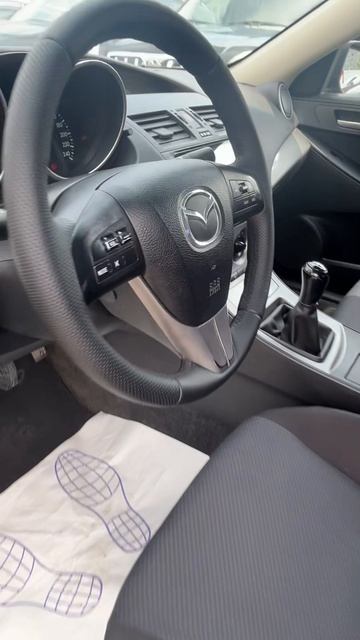 Обзор на Mazda 3 Седан 1.6 MT 2010г