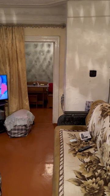 Продаю квартиру в Городе Новочеркасске.34 кв.м. 1700000, гараж обрататься по телефону 89044475232