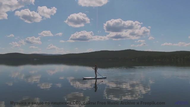 Эта композиция - как шёпот в темноте, от которого дрожь... - Palms and Seagulls -- Timecrawler 82 --