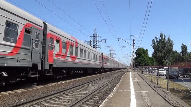 Электровоз ЭП1М-480  с поездом №382 Москва — Грозный
