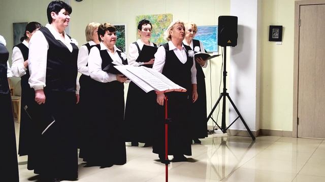 12) Концерт "Человеку холодно без песни" (ст. Ю. Милютина, муз. В. Лебедева-Кумача "Чайка").