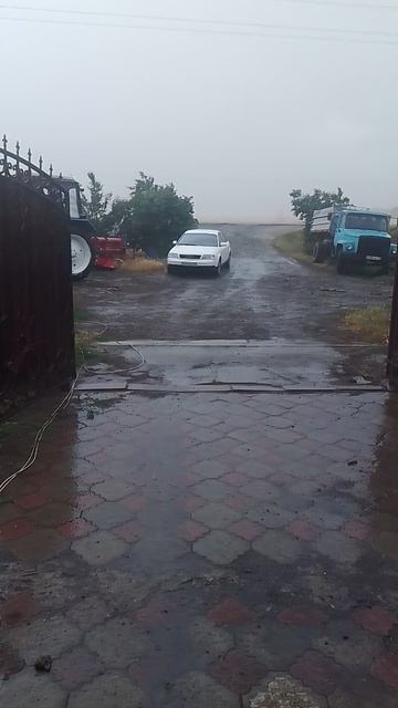 скоро уборка а лупят дожди