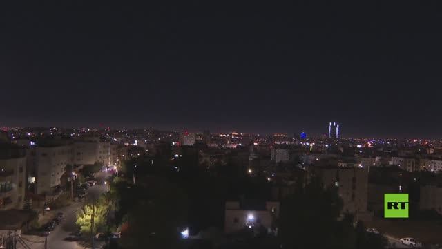 مشاهد لاعتراض الصواريخ الإيرانية في أجواء عمّان