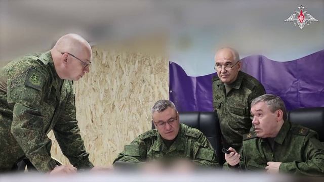 НГШ ВС РФ генерал-армии Валерий Герасимов проверил ГрВ «Центр»