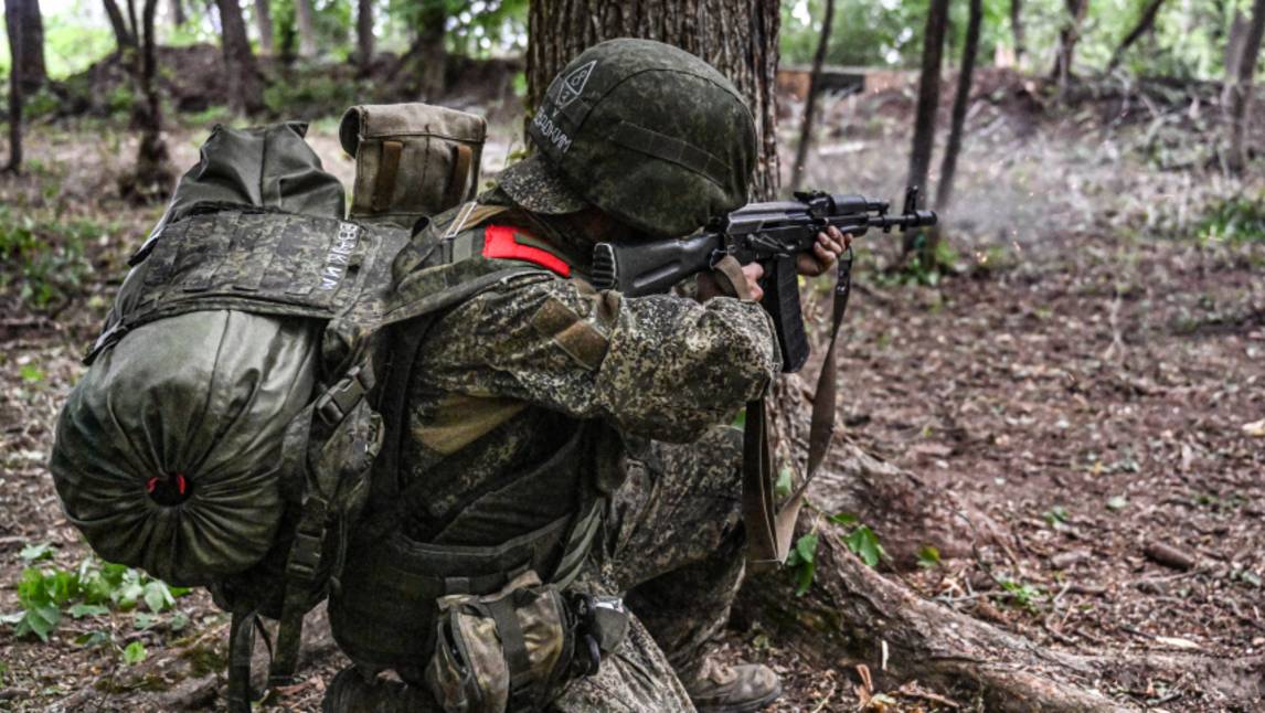 «Это ответственность»: Бетин о подготовке военных по программе «Время героев»