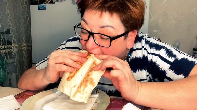 ШАУРМА с МОЛОКОМ 😉Да ,ЛЕГКО😉/Мукбанг