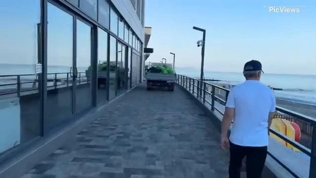 Сочи Адлер пляжи Чайка, Огонёк сегодня 18 июня 2025. Какая обстановка на море, погода сейчас