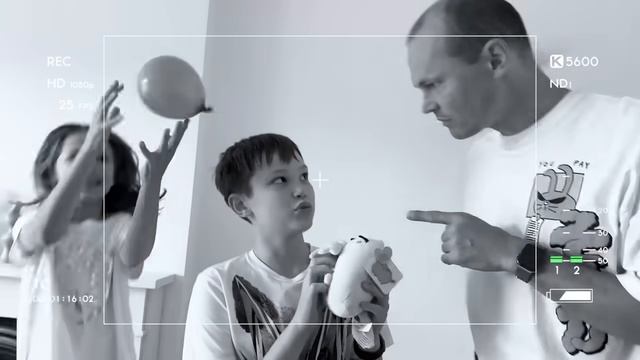 Мистер Макс Открываем подарки на 8 лет канала Мистер Макс