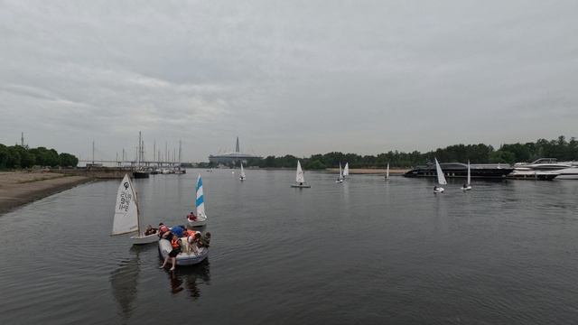 «Паруса и стражи: виды с Петровской косы» 10 серия)