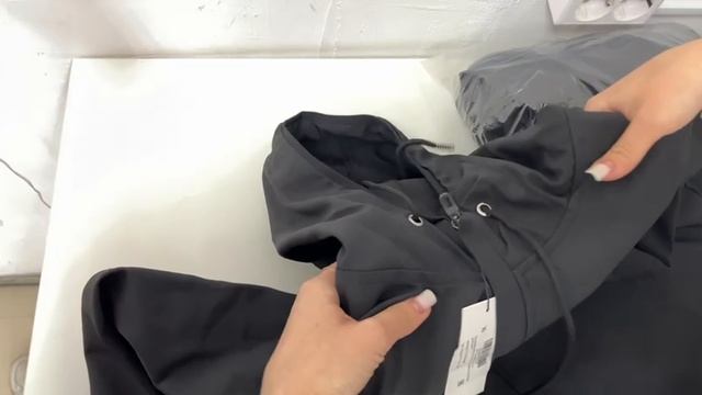 Obzor na odezhdy Распаковка спортивного мужского костюма