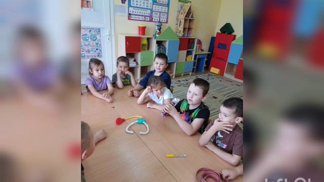 Группа "Солнышко" отправилась путешествие в мир медицины
Кравцова О.В, РомановаВ.А 👍