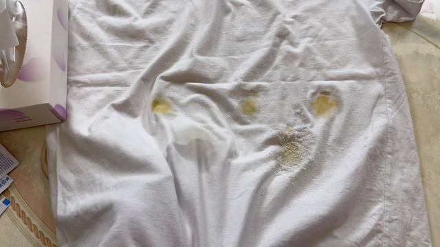 Как удалить жирное пятно с одежды