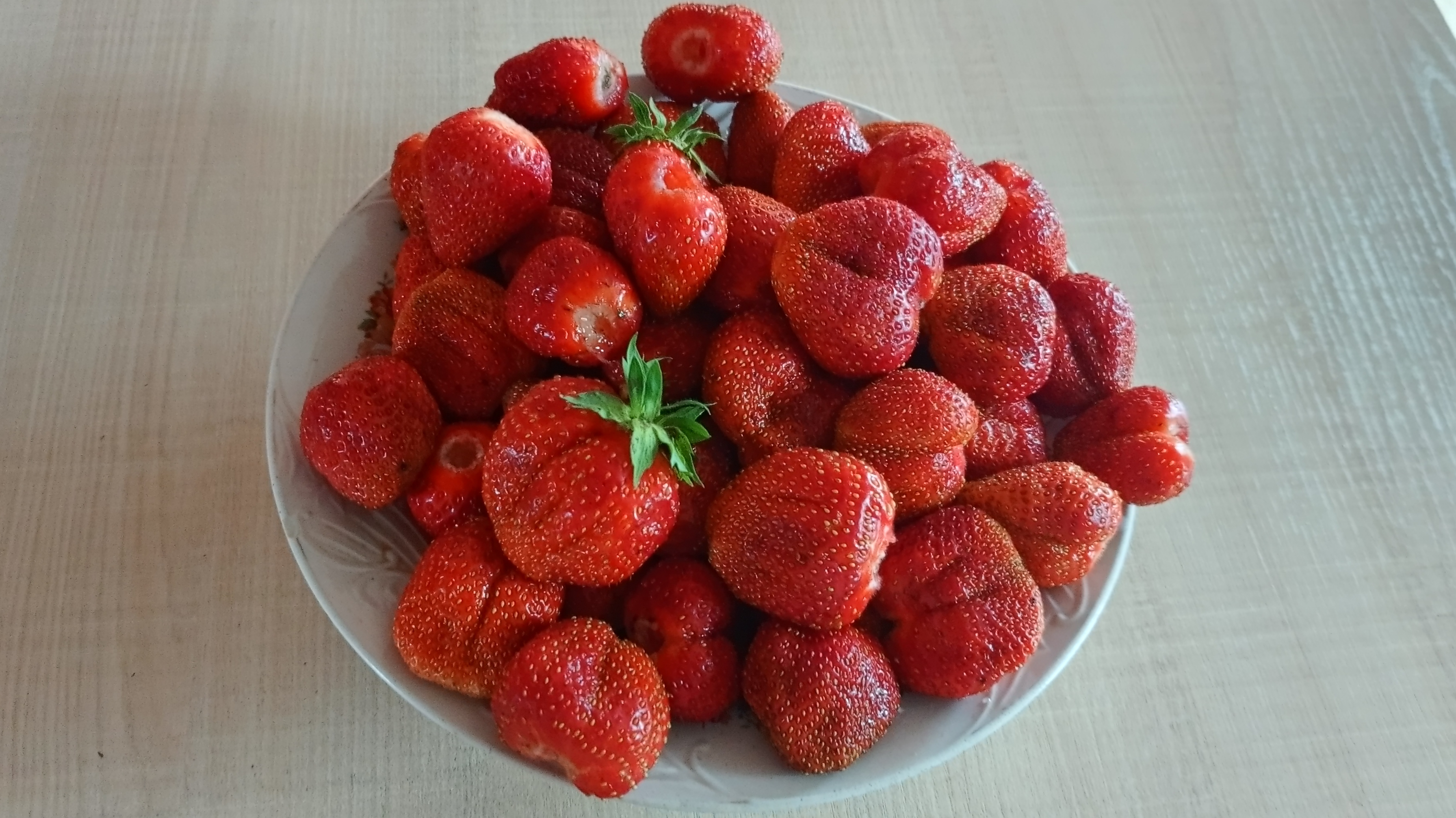 Дела садовые, клубника!