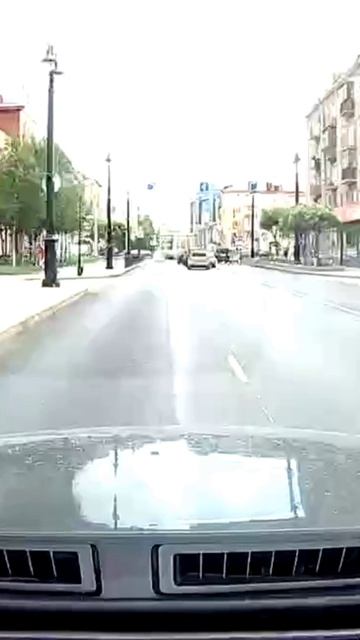 Правильно ли едет водитель Хендая