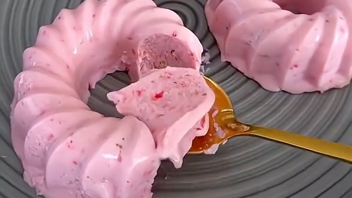 Клубничное СУФЛЕ...🍮🍓😋    Рецепт в описании ✍️