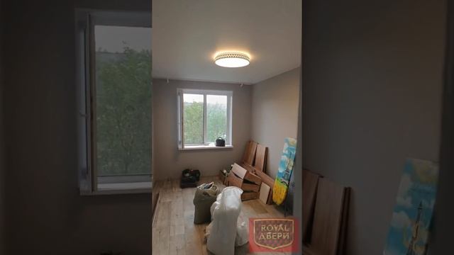 -Мы купили двери в другом магазине,но знаем что у вас хорошие «вставщики»,установите нам 👩🦰