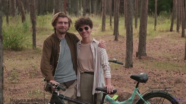Ты либо рвёшь вперёд под этот бит, либо стоишь на месте! - Crawling For Freedom -- Famous Logs In Hi