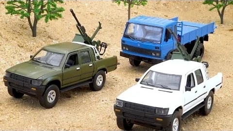 Грузовик-спасатель от монстра с экскаватором и полицейской машиной