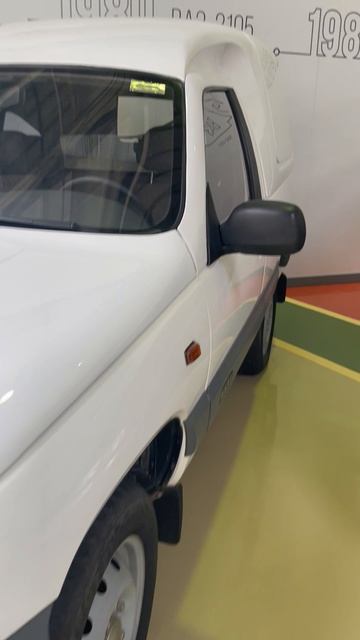 НИВА 2723