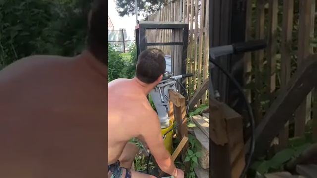 Довольствуюсь чем есть и без всяких понтов 😉 первый запуск легендарного советского лодочного мотора