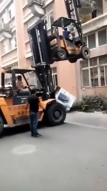 1000000346.mp4